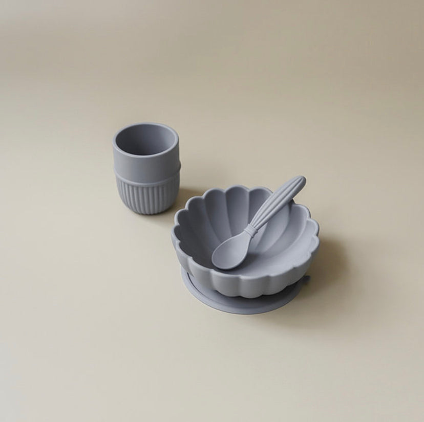 Mellow Kiku Silicone Dinnerware Set